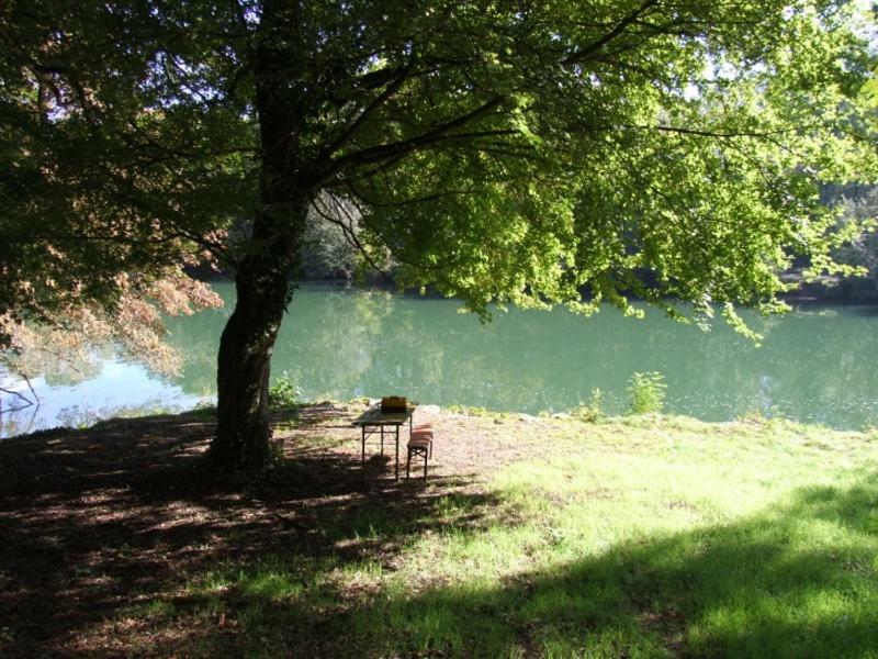 Les Gites Du Parc Mantoche Le Tonneau Extérieur photo